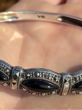 Sterling Silver with 5 Black Onyx stone Bracelet with Marcasite Detailing